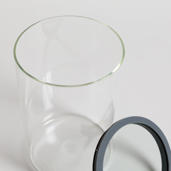 FRASCO REDONDO CON BORDE DE SILICONA 3000 ML VASSA HOME