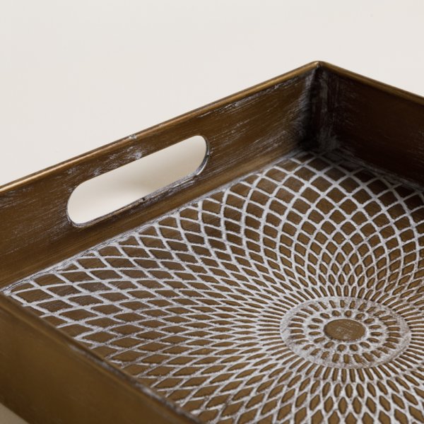 BANDEJA CUADRADA HURGADA 28 CM