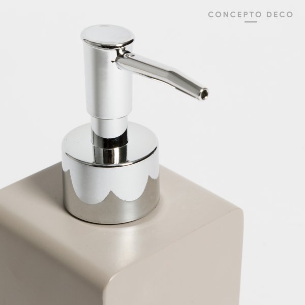 DISPENSER CEMENTO CUADRADO 17CM