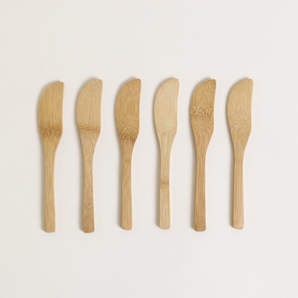 Set X 12 Cuchillos Para Untar De Madera 16 Cm