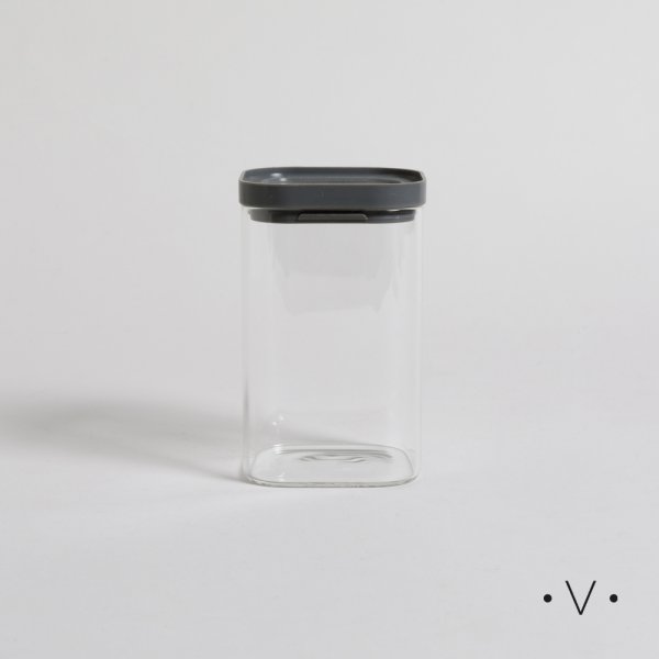 FRASCO CUADRADO CON BORDE DE SILICONA 500 ML VASSA HOME