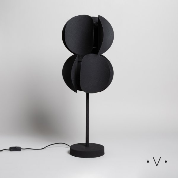 LÁMPARA DE PIE MUTTON BLACK 41X23,5 CM VASSA HOME