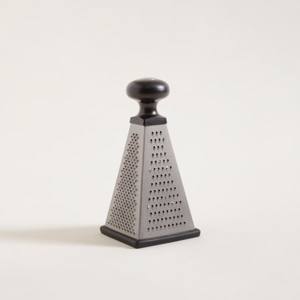 Rallador Piramidal Acero Champagne C/ Antideslizante 7X10X20 Cm