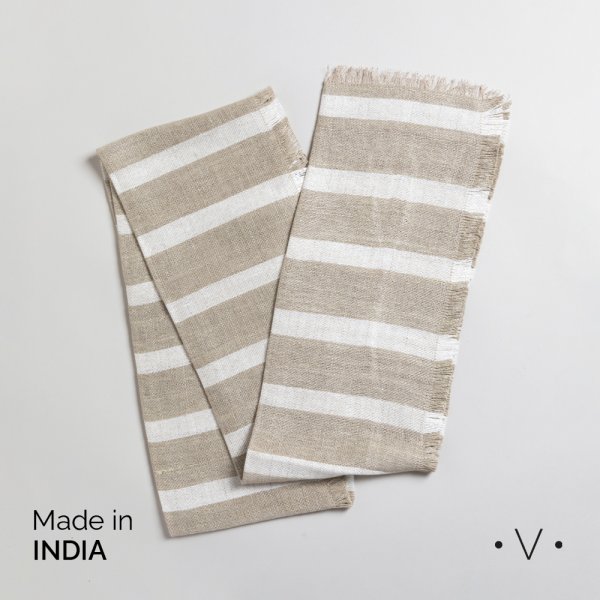 [4115254] Camino De Mesa White 35X160 Cm Vassa Home