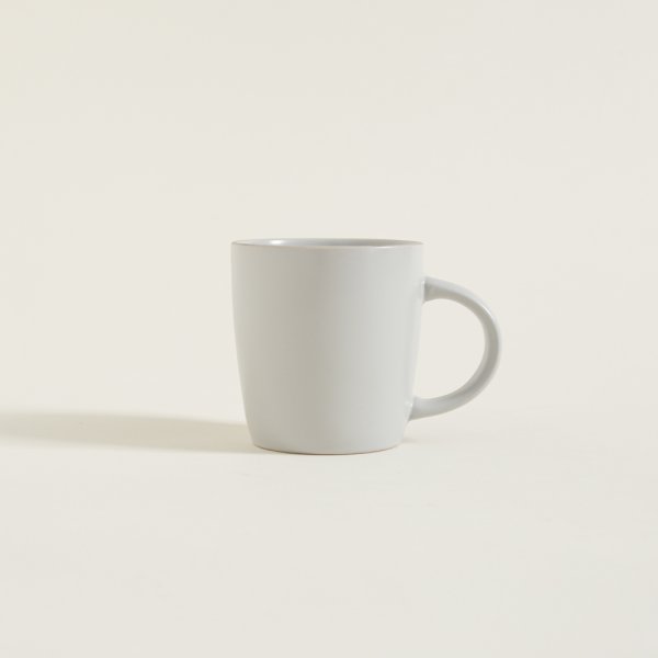 MUG CHENINI GRIS BORDE NATURAL 384 ML