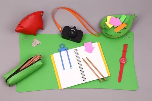 Pad De Escritorio Studio  Verde Cuero Reciclado Sustentable Oficina 65 X 35 X 0,2Cm