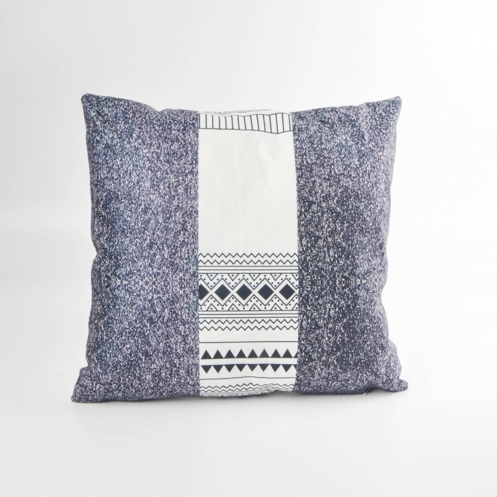 [380775] Funda 43 X 43 Cm Negra Con Guarda Pampa