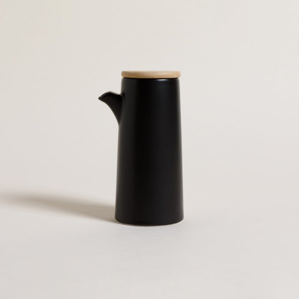 [411130] Aceitera Tokio Black 400 Ml