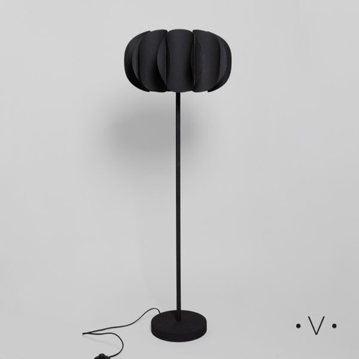 [4114670] LÁMPARA DE PIE MUTTON BLACK 132X44 CM VASSA HOME