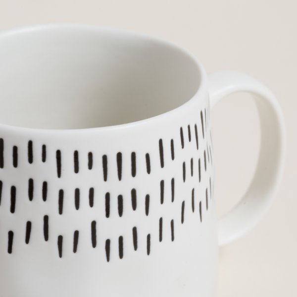 MUG DE PORCELANA GLENNA 390 ML