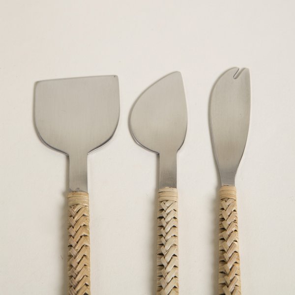 SET X 3 CUCHILLOS PARA QUESOS 15 CM