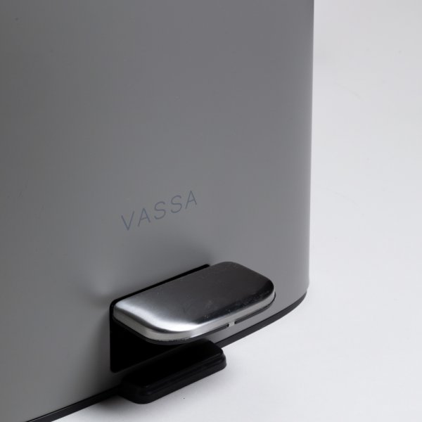 CESTO DE BASURA CUADRADO 18 L VASSA HOME