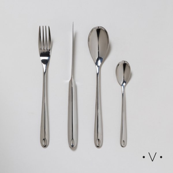 SET DE CUBIERTOS SODER X 24 PIEZAS VASSA HOME