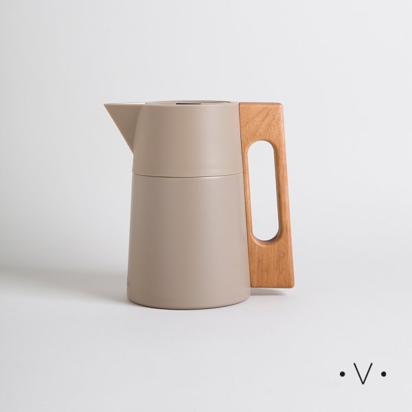 [4114717] Jarra Termica Beige Asa Madera 1000 Ml Vassa Home