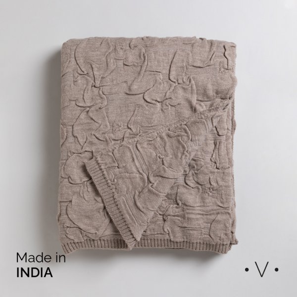 [4115078] Manta Relief Knit Taupe 140X178 Cm Vassa Home