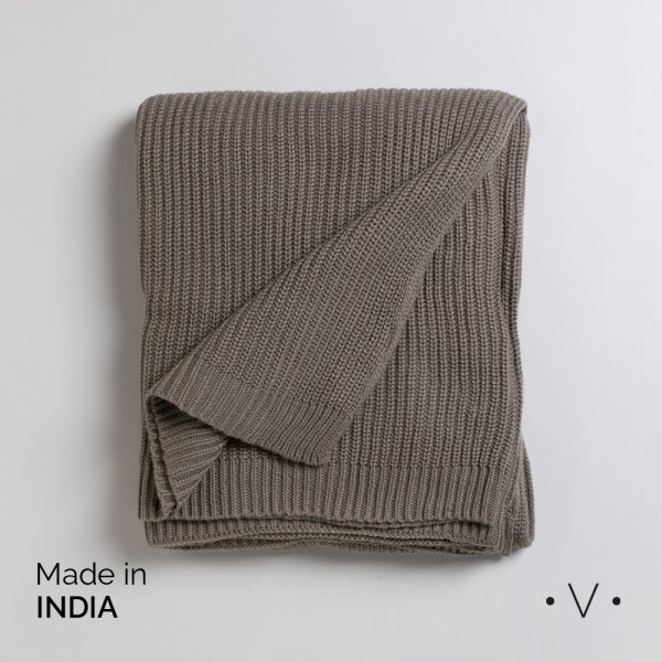 [4115097] Manta Seed Stitch Olive 140X178 Cm Vassa Home