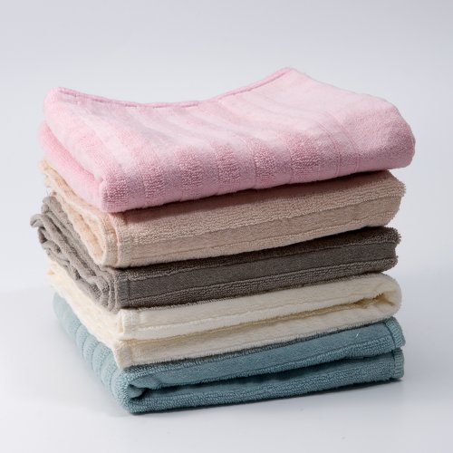 [2561149] Tubo Pvc Con Toalla Bano Rayas