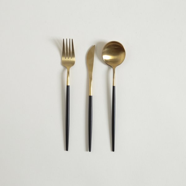 SET X 3 UTENSILIOS DE MESA DUBLIN DORADO MANGO NEG