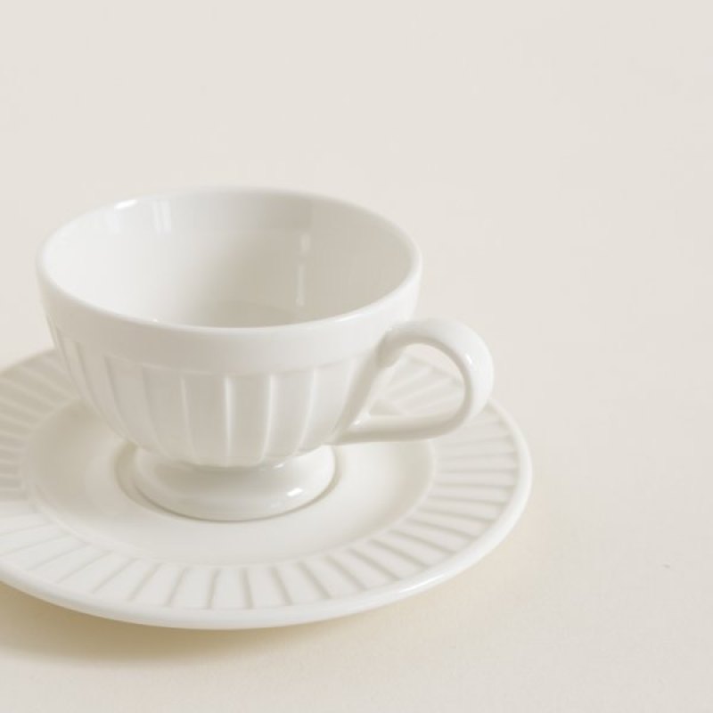 TAZA Y PLATO DRAPE 120 ML