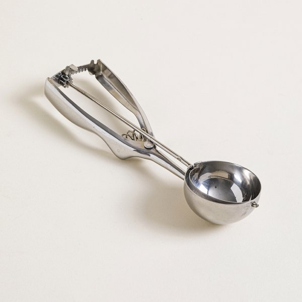 [4110612] Cuchara De Helado De Acero 6 Cm