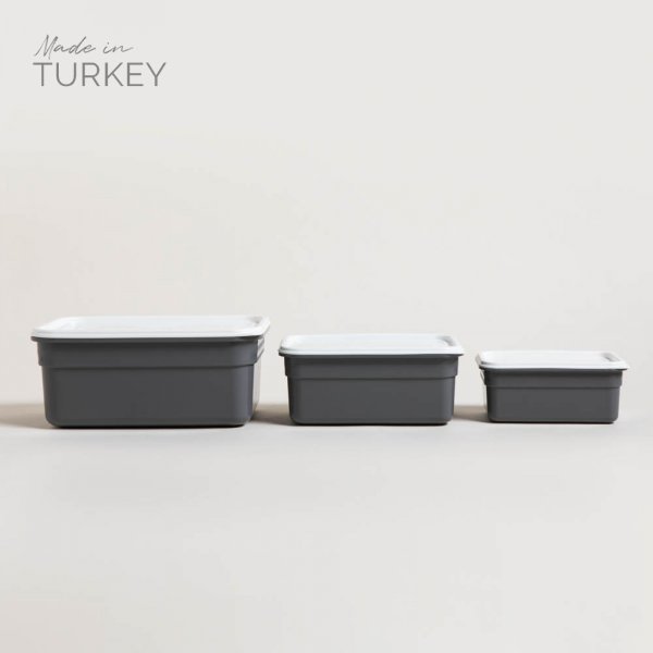 [4111167] Set X 3 Recipientes De Plastico Gris Con Tapa Blanca 450 / 900 / 1800 Ml