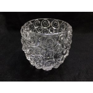 [256023] CANDELABRO REDONDO CON CARACOLES 6X6CM