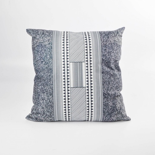 [380774] FUNDA  43 X 43 CM NEGRA CON GUARDA PAMPA